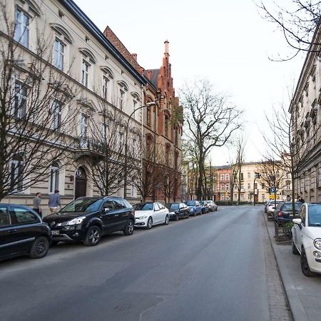 San Sebastian Lägenhet Krasków Exteriör bild